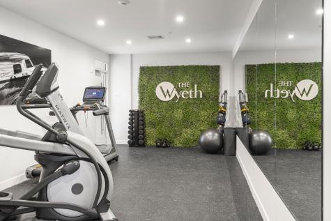 267 Us Route 1 Falmouth ME 04105