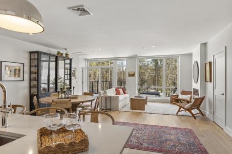 267 Us Route 1 Falmouth ME 04105