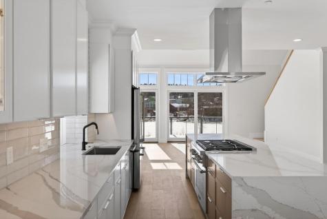 7 Isle Ave Avenue Saco ME 04072