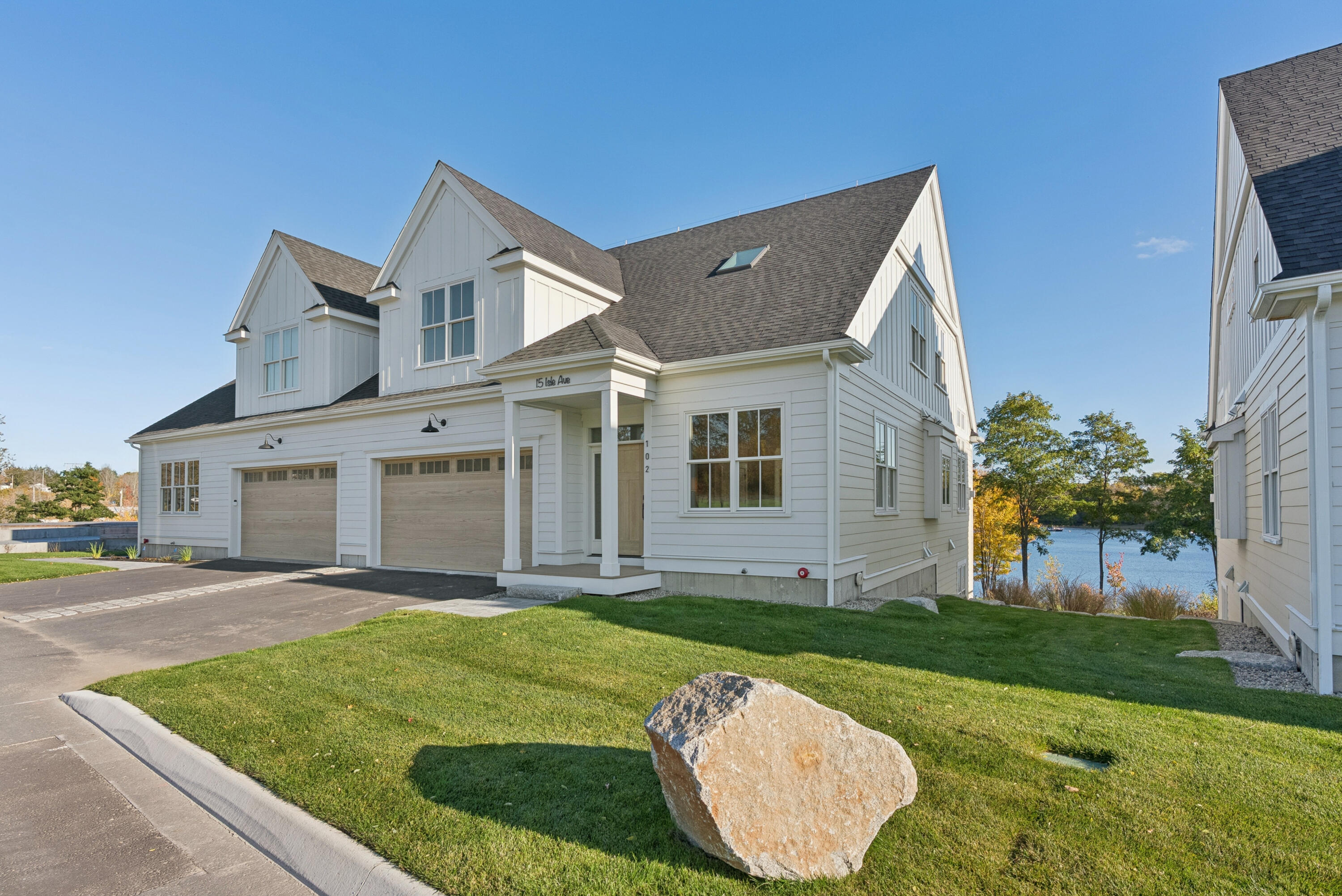 7 Isle Ave Avenue Saco ME 04072