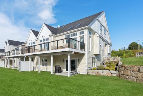 7 Isle Ave Avenue Saco ME 04072