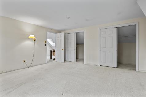 27 Cluf Bay Road Brunswick ME 04011