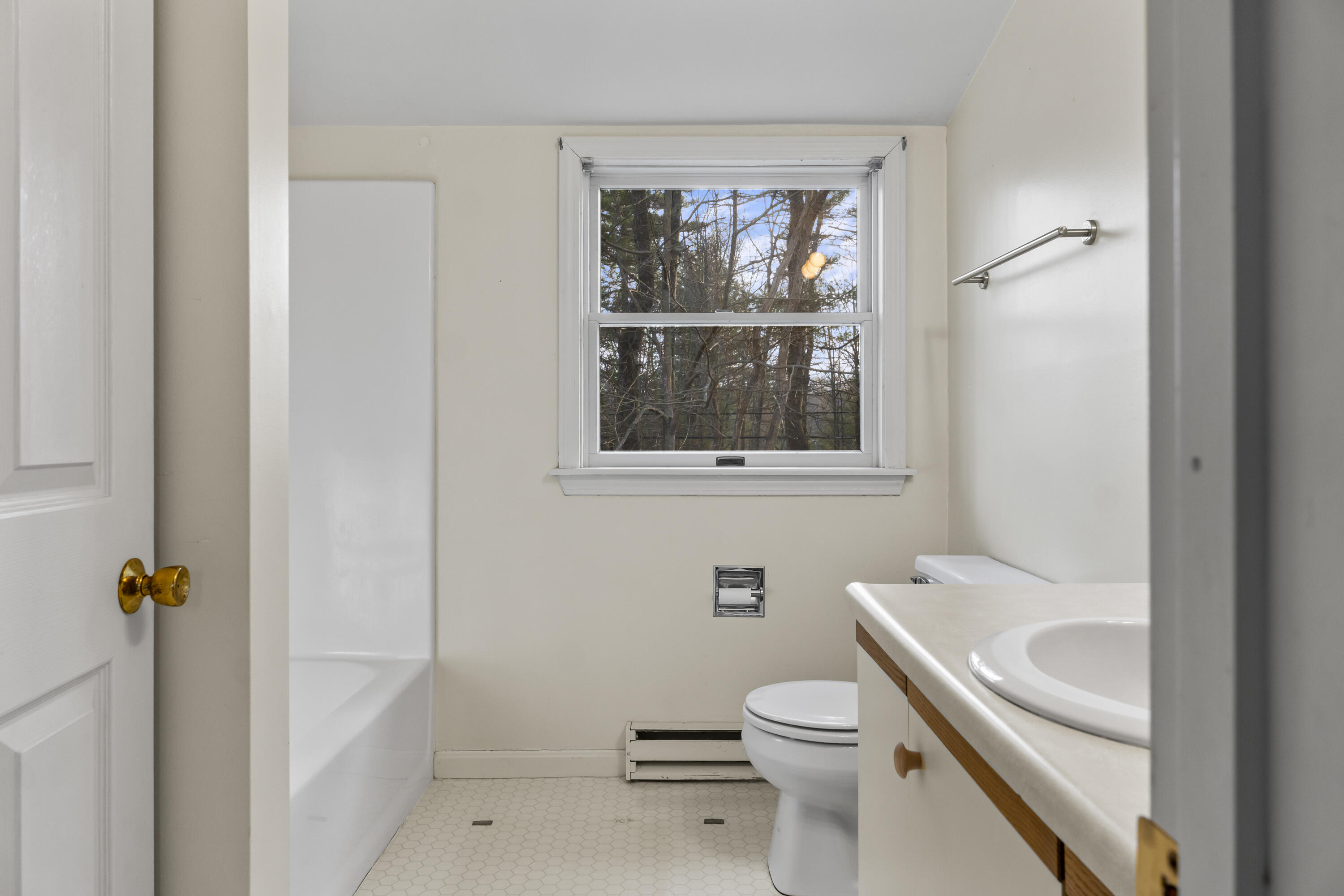 27 Cluf Bay Road Brunswick ME 04011