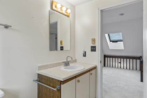27 Cluf Bay Road Brunswick ME 04011