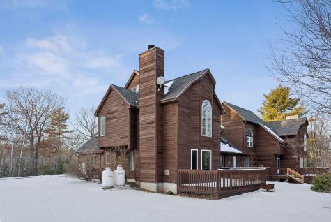 46 Top Hill Road Naples ME 04055