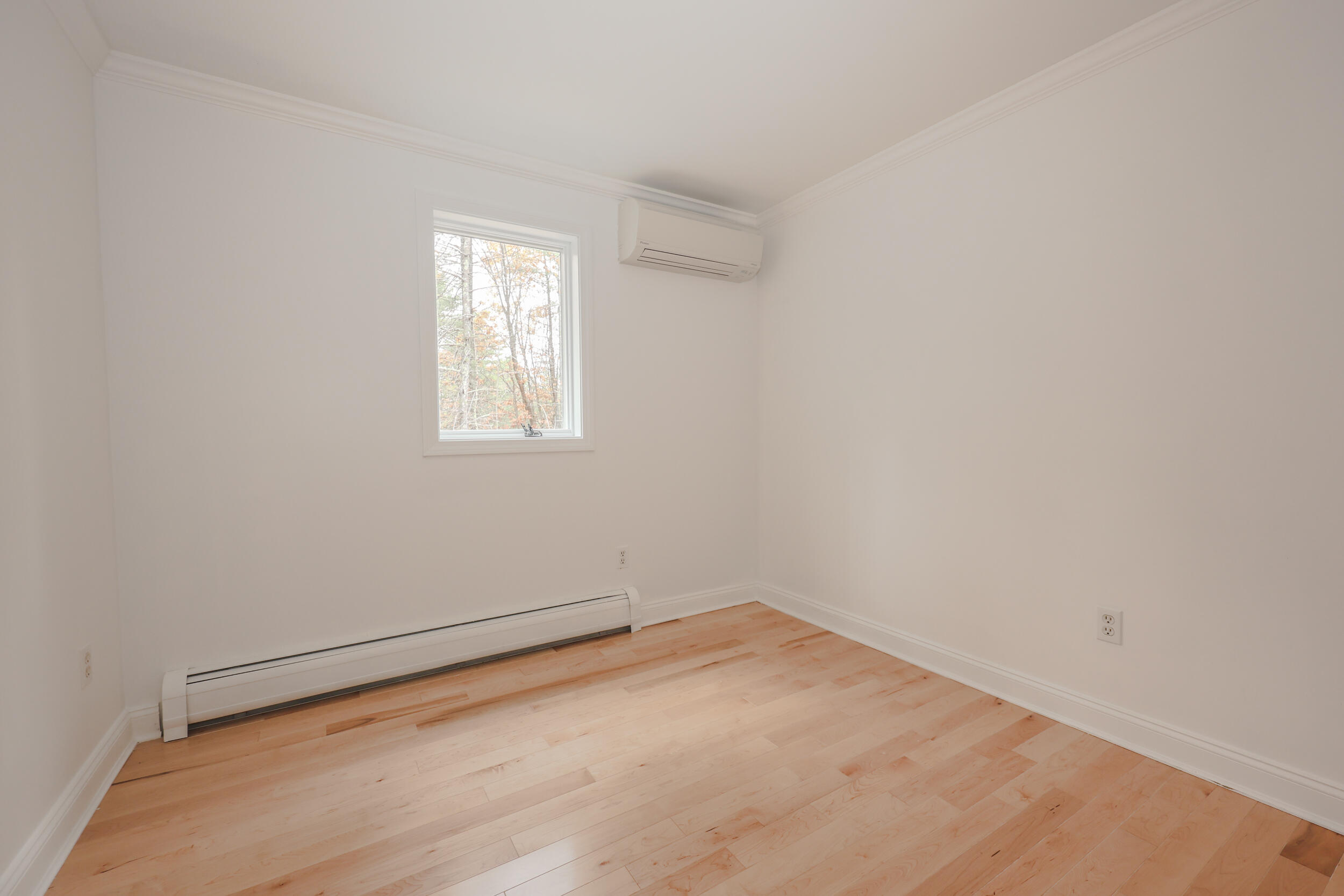 23 Lilac Lane Kennebunk ME 04043