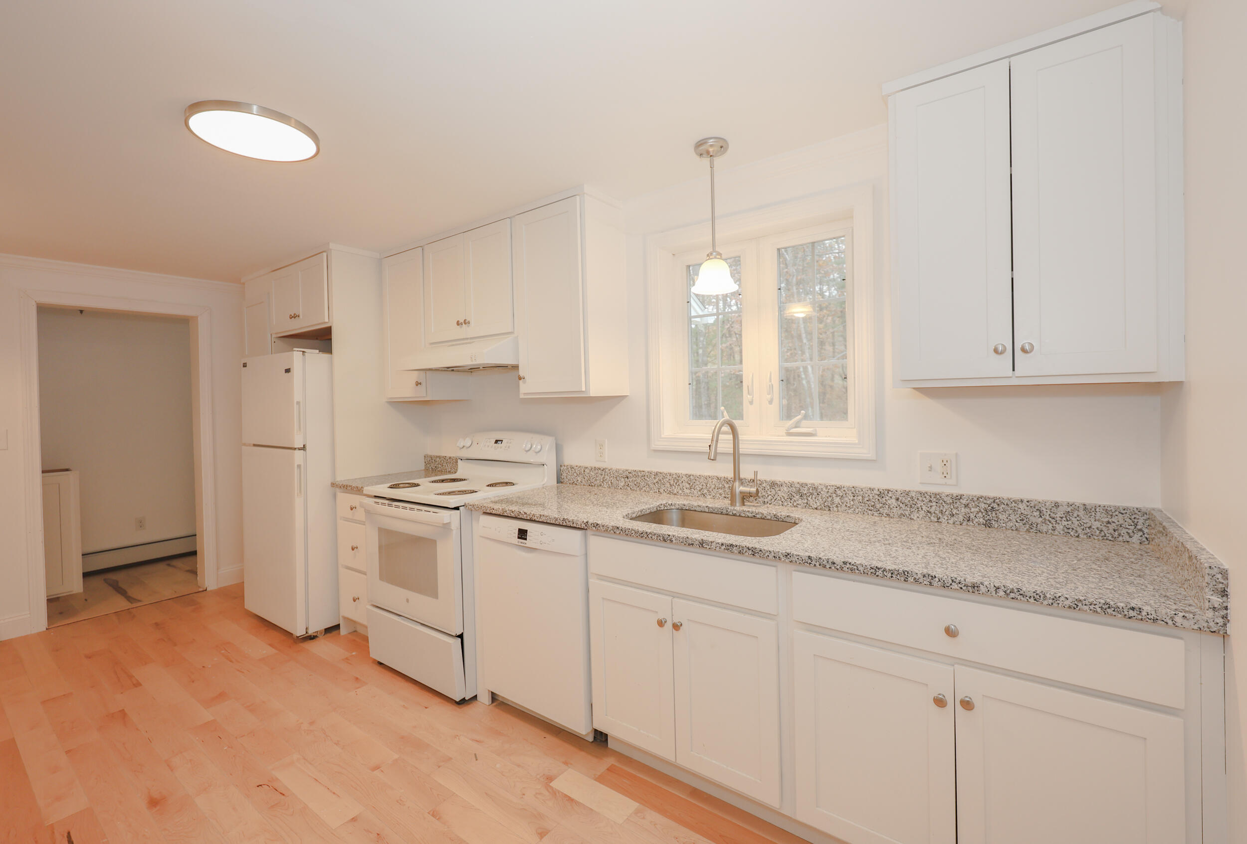 23 Lilac Lane Kennebunk ME 04043