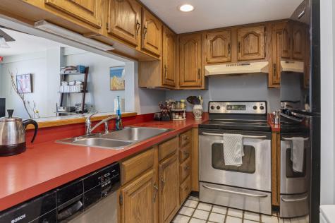 191 E Grand Avenue Old Orchard Beach ME 04064