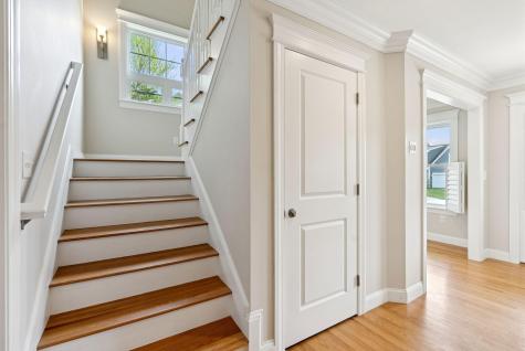9 Mccann Way Scarborough ME 04074