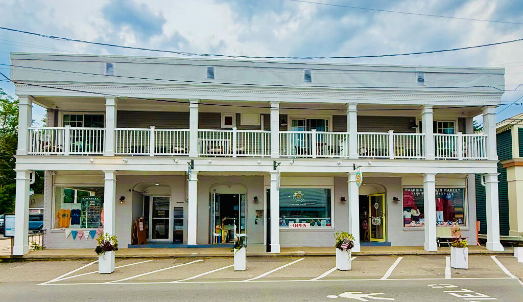 20 Shore Road Ogunquit ME 03907