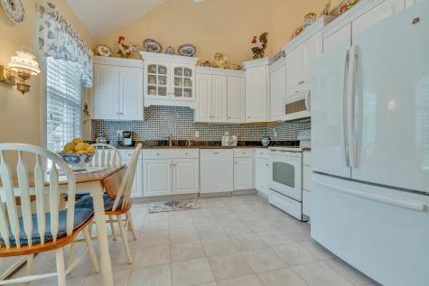 86 Farragut Way Kennebunk ME 04043