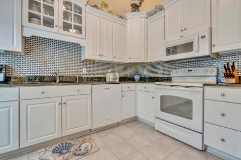 86 Farragut Way Kennebunk ME 04043