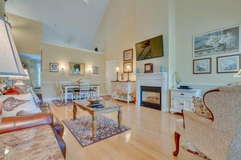 86 Farragut Way Kennebunk ME 04043