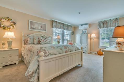 86 Farragut Way Kennebunk ME 04043