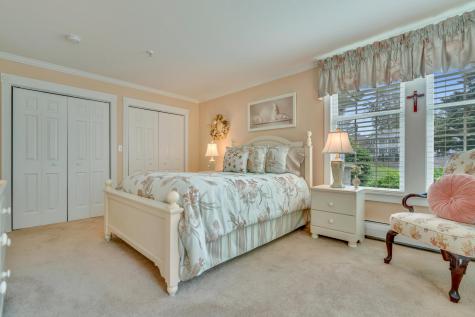 86 Farragut Way Kennebunk ME 04043