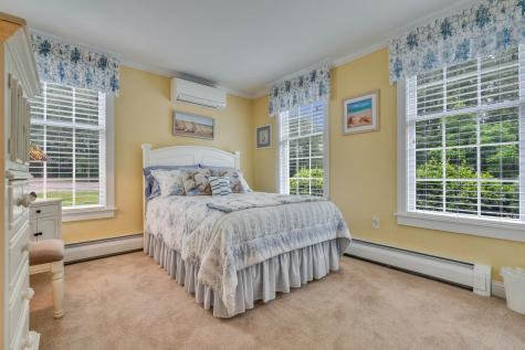 86 Farragut Way Kennebunk ME 04043