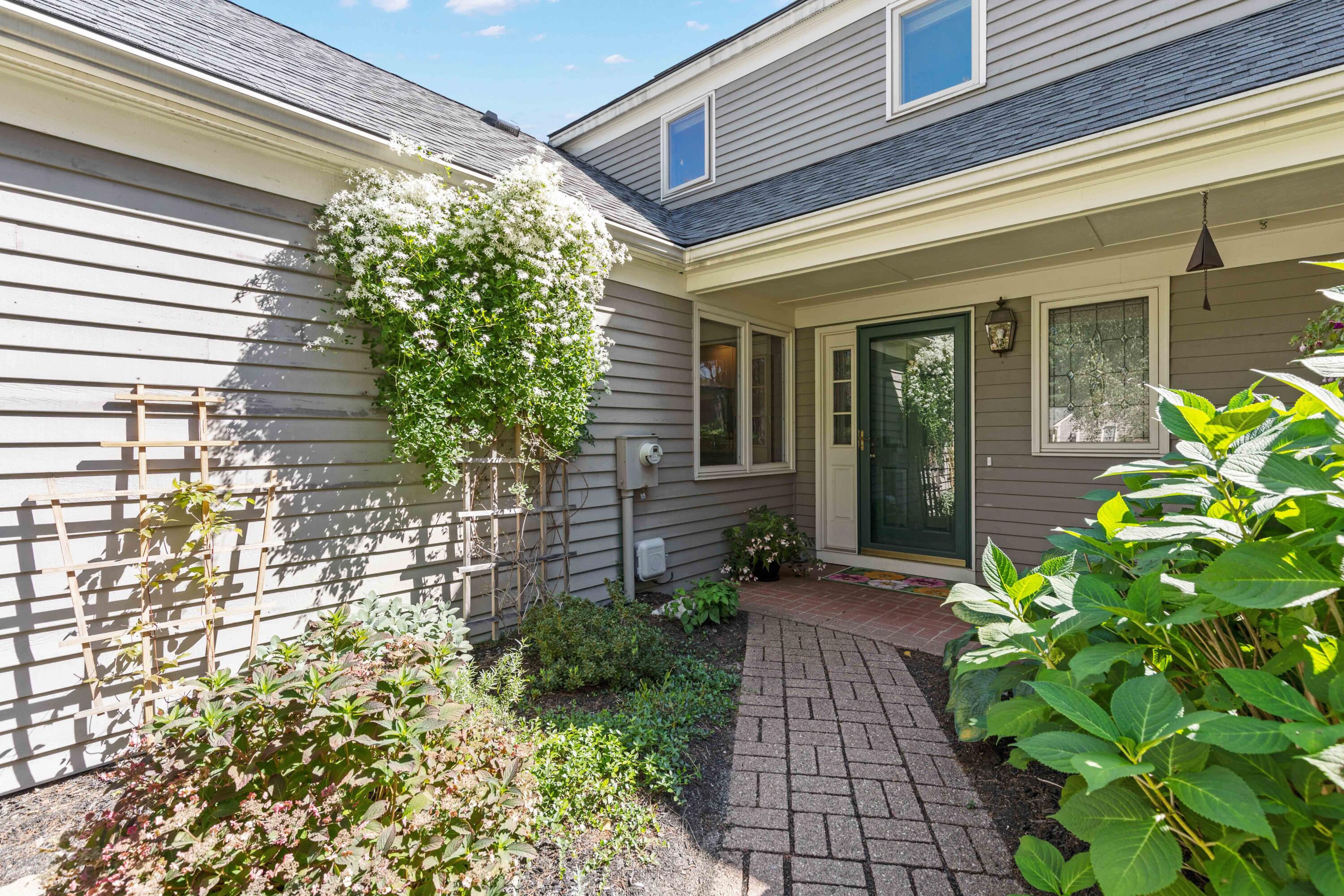 10 Foreside Common Drive Falmouth ME 04105