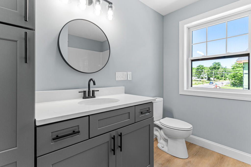 7 Parsonage Road North Yarmouth ME 04097