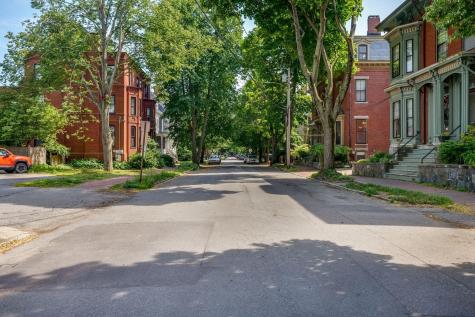 53 Carleton Street Portland ME 04102