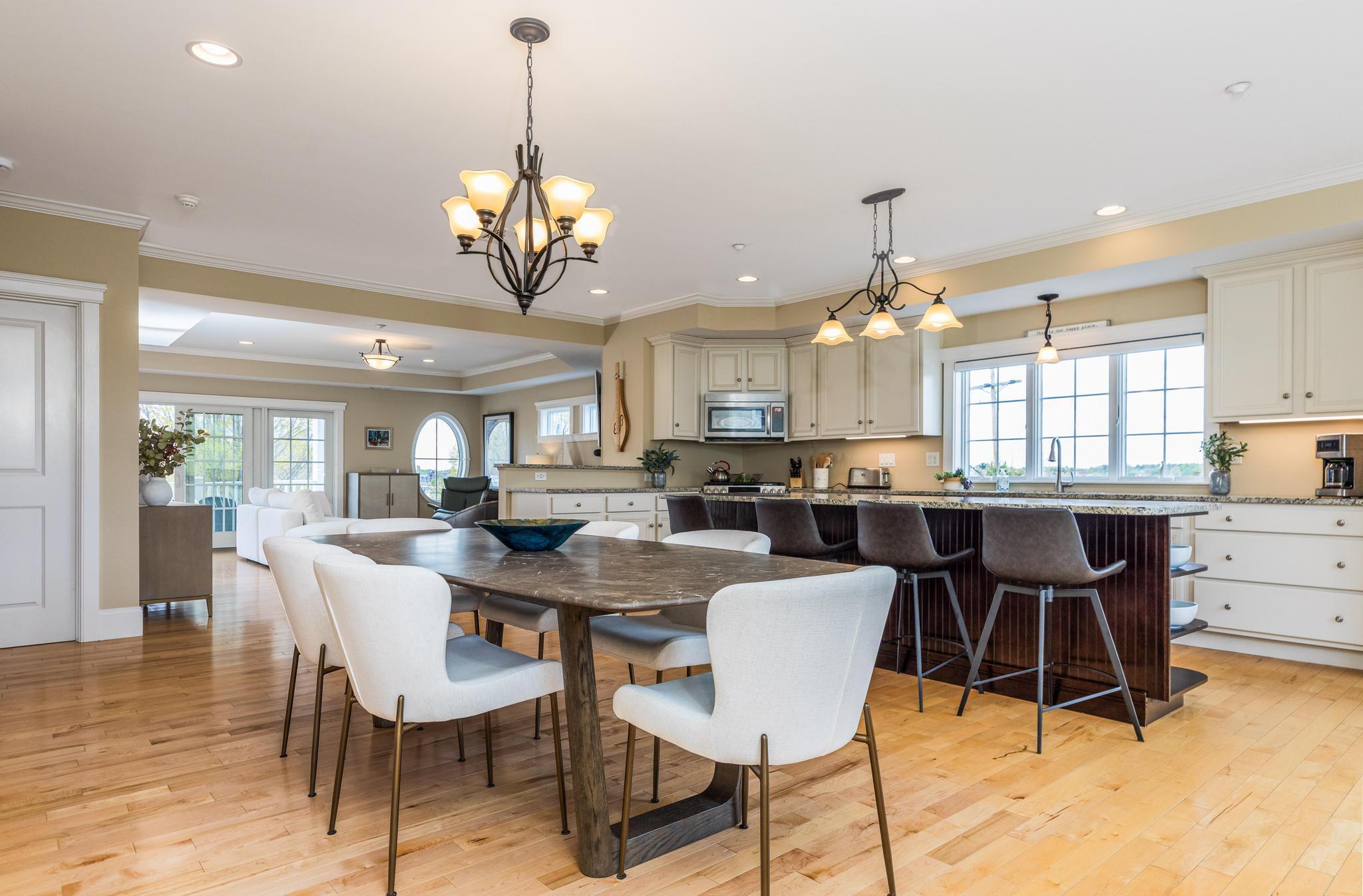 19 Bridge Street Kittery ME 03904