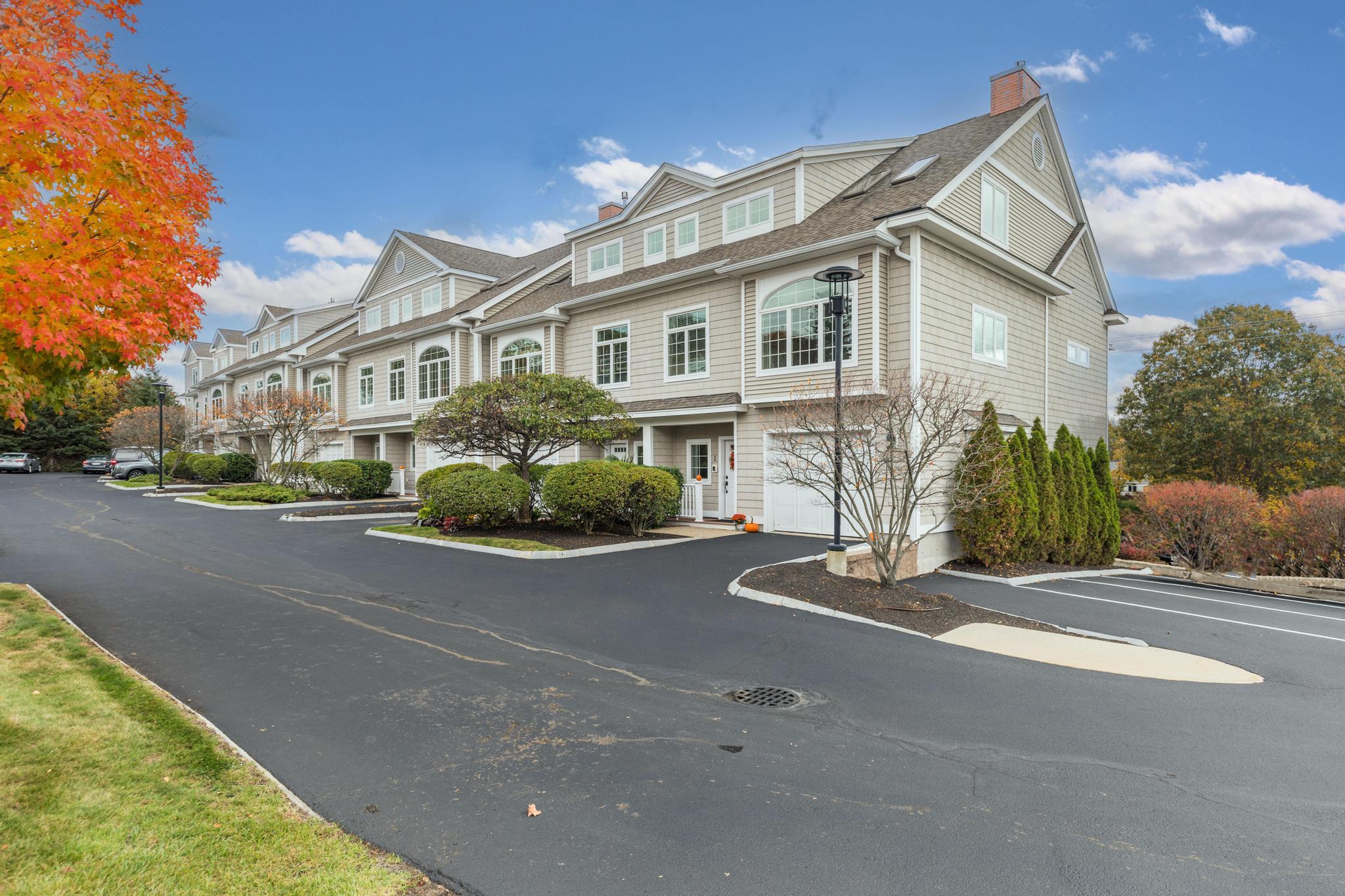 19 Bridge Street Kittery ME 03904