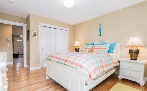 19 Bridge Street Kittery ME 03904