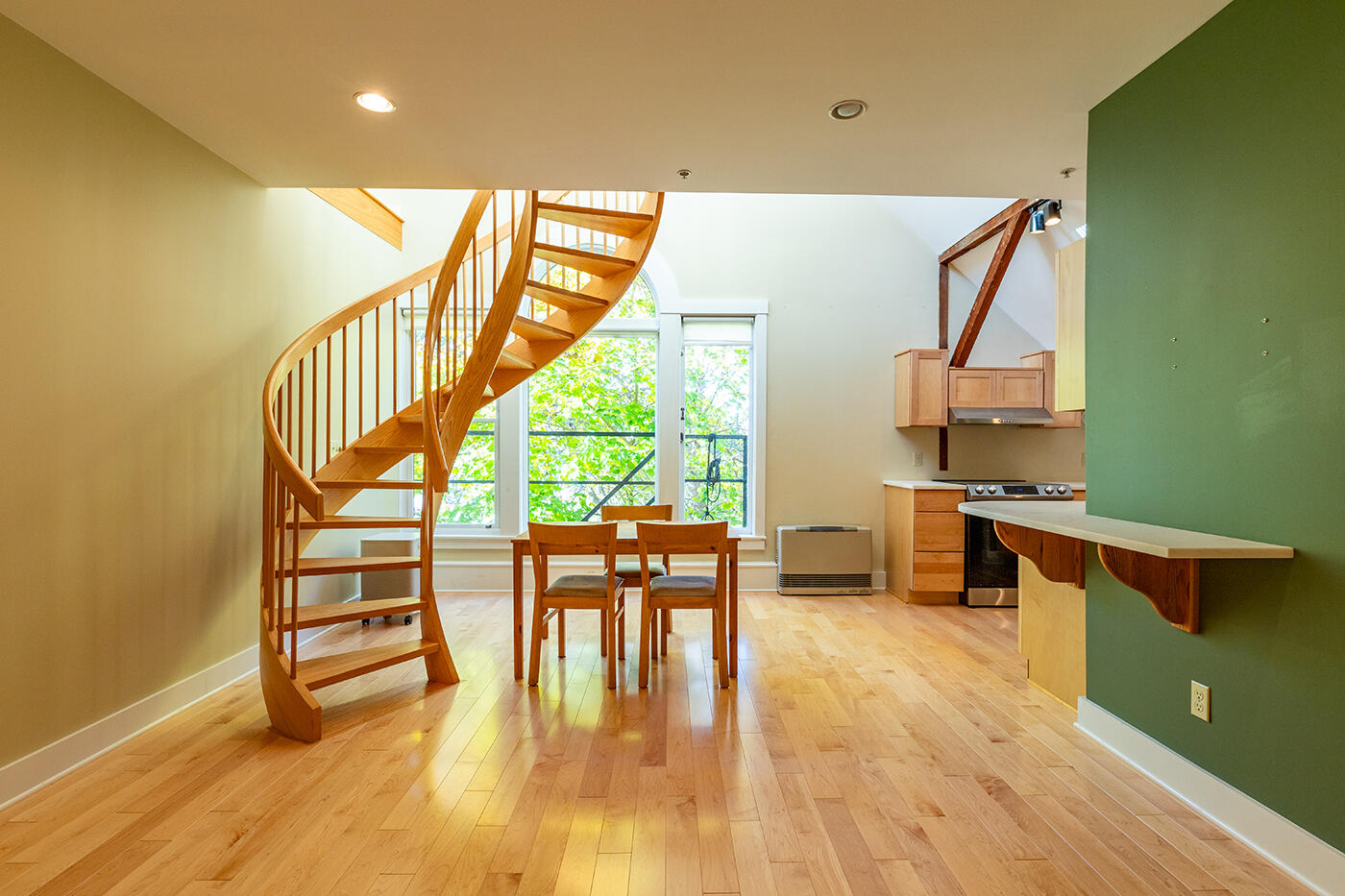 10 Summer Street Rockport ME 04856