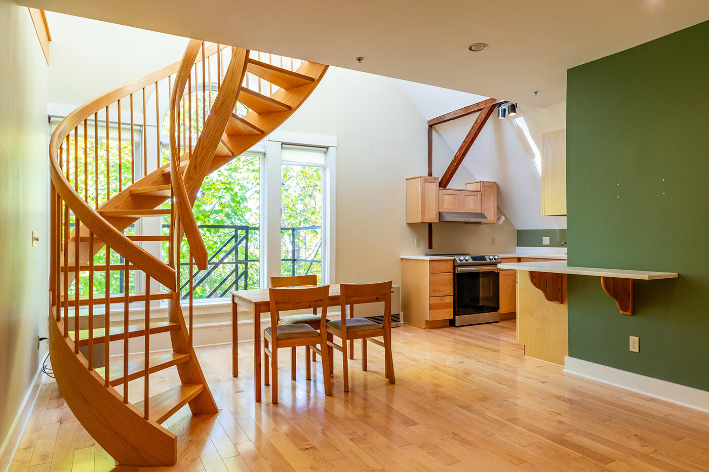 10 Summer Street Rockport ME 04856