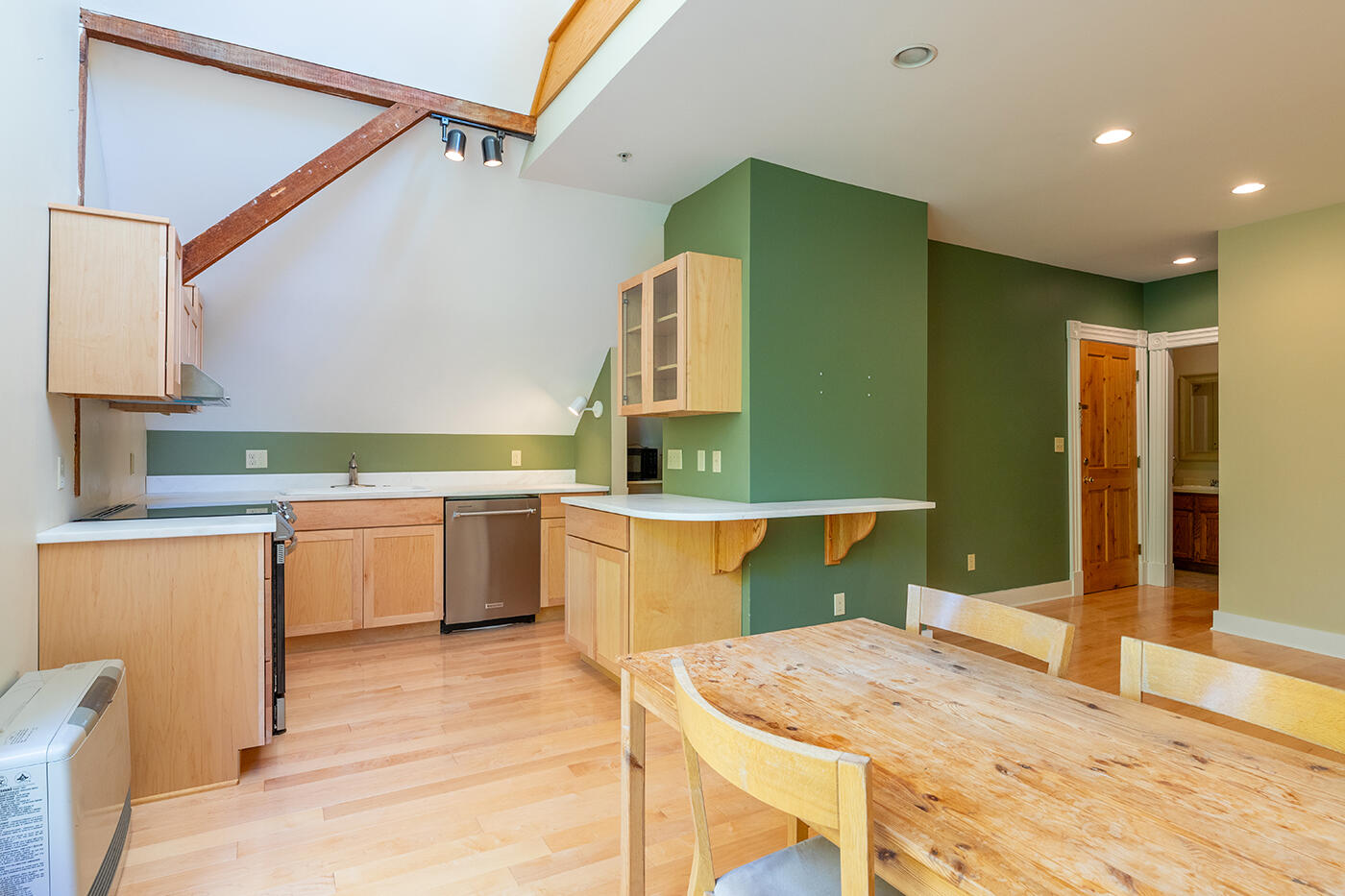 10 Summer Street Rockport ME 04856