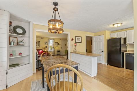 74 Munroe Lane Topsham ME 04086