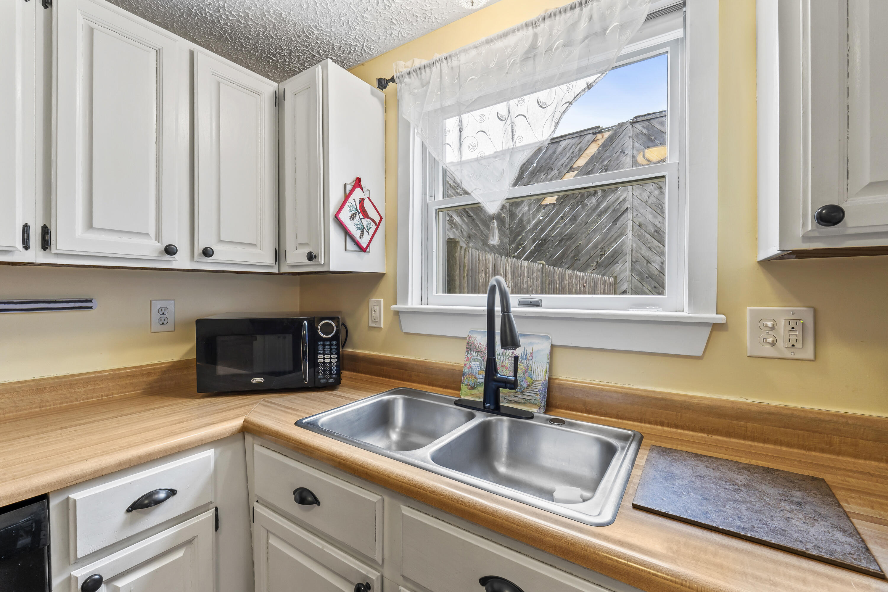 74 Munroe Lane Topsham ME 04086