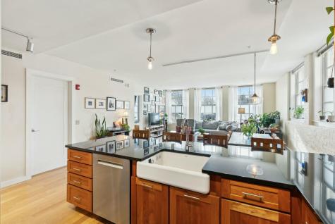 172 Falmouth Street Portland ME 04102