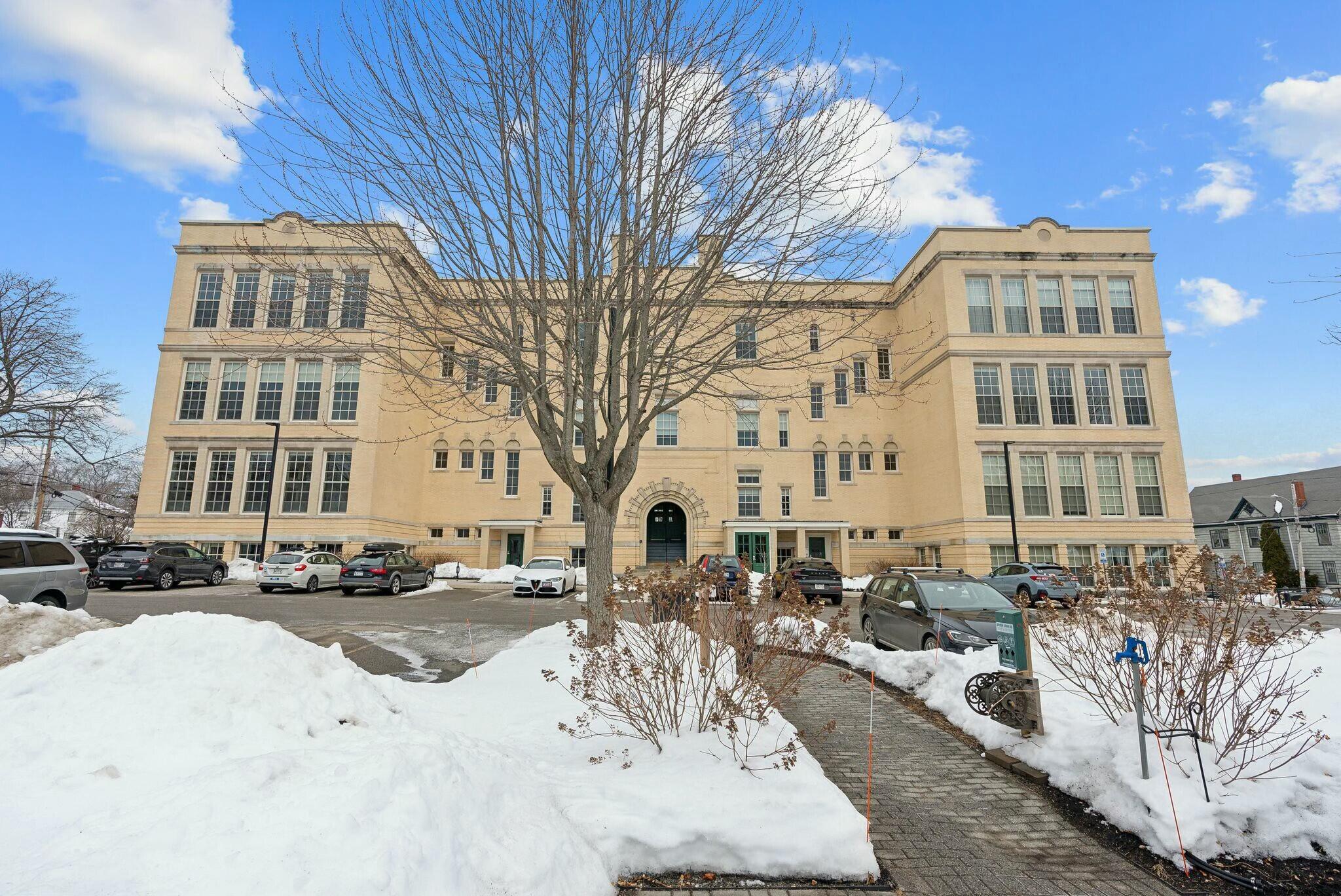 172 Falmouth Street Portland ME 04102