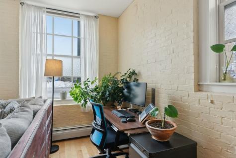 172 Falmouth Street Portland ME 04102