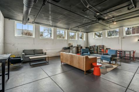 172 Falmouth Street Portland ME 04102