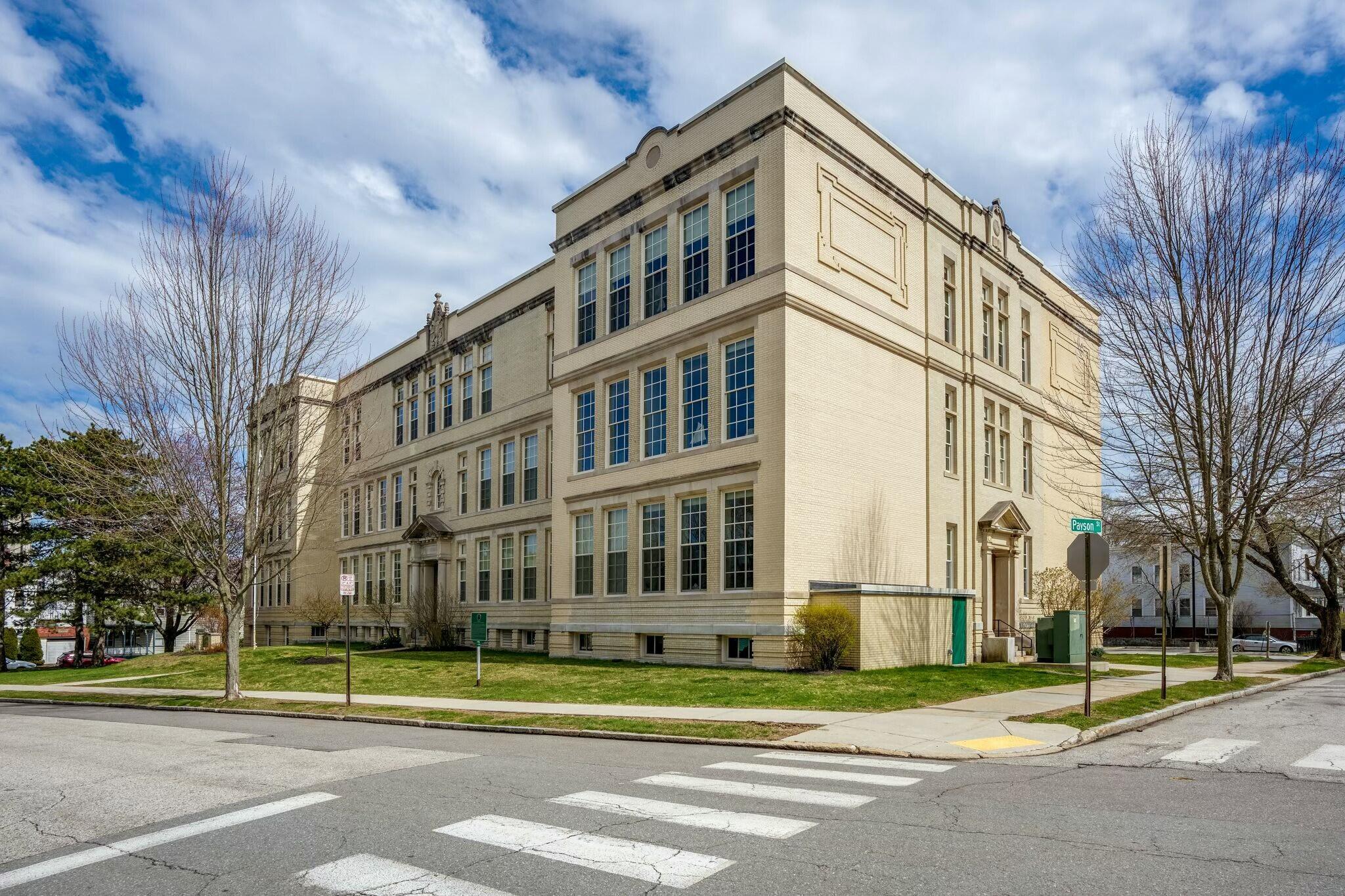 172 Falmouth Street Portland ME 04102