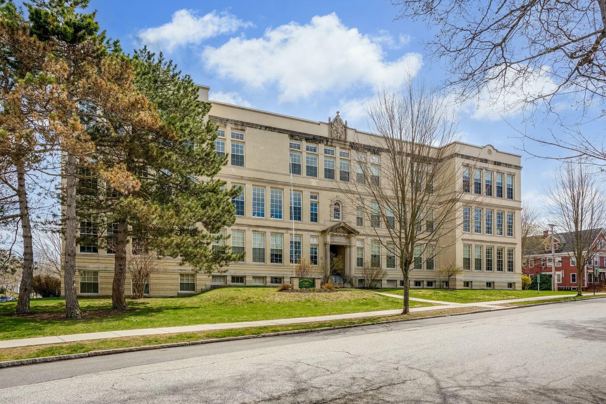 172 Falmouth Street Portland ME 04102