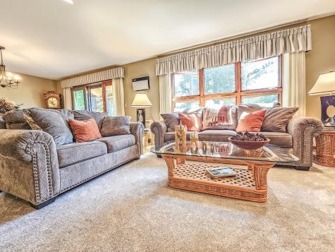 43 Estates Drive Manchester ME 04351