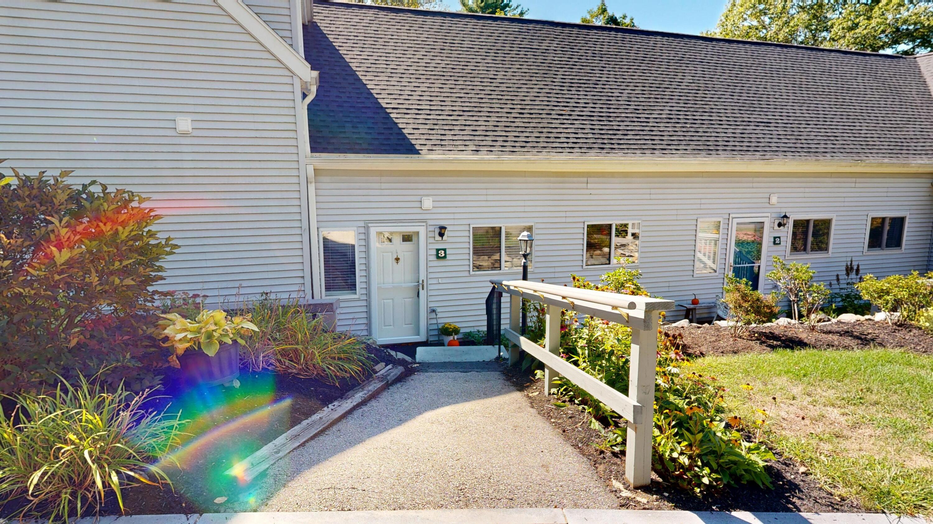 801 Us Route 1, Yorke Woods York ME 03904