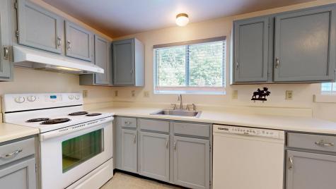 801 Us Route 1, Yorke Woods York ME 03904