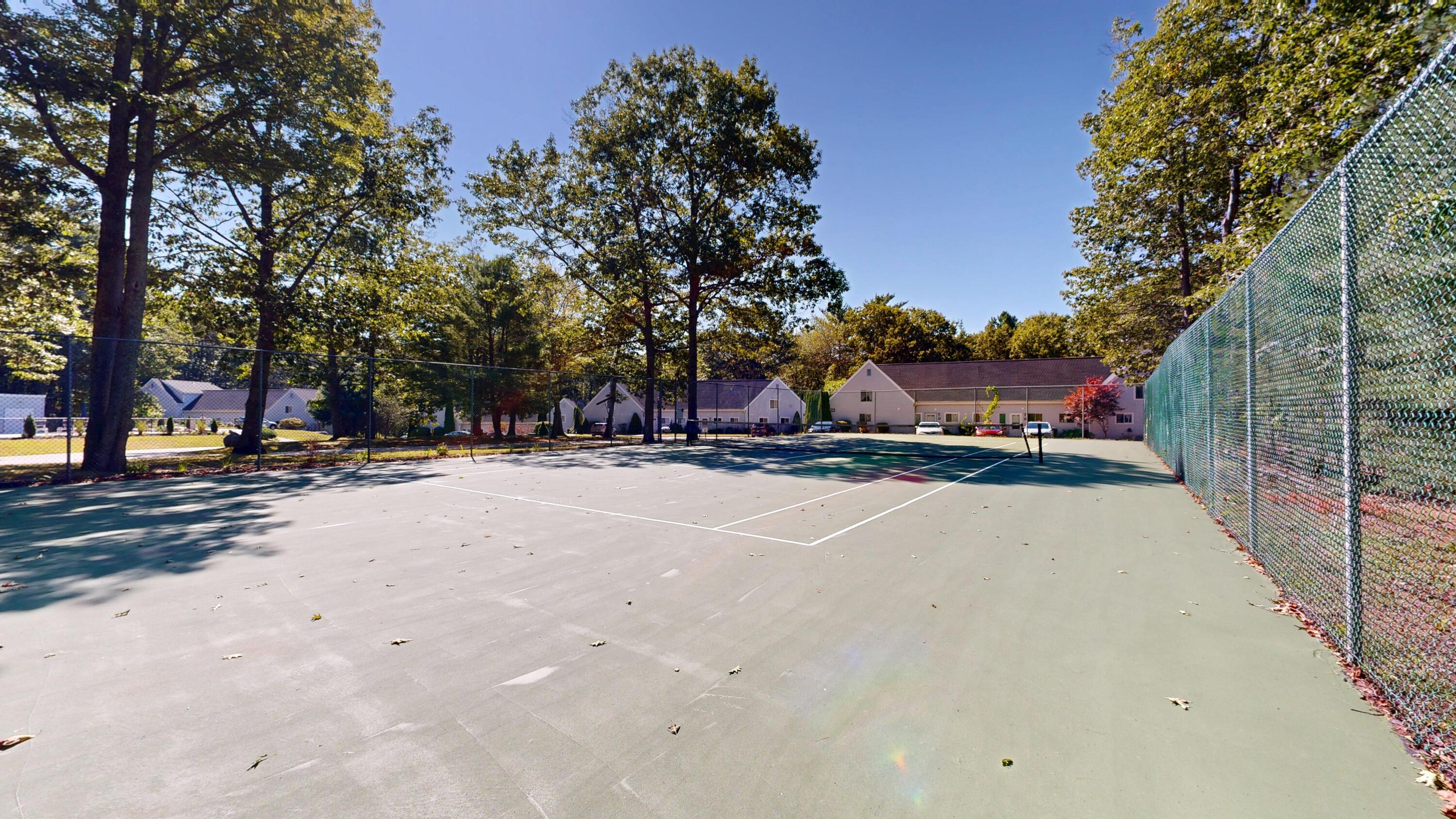 801 Us Route 1, Yorke Woods York ME 03904