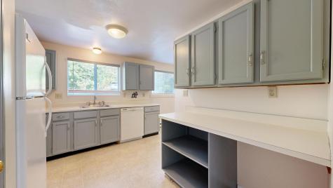 801 Us Route 1, Yorke Woods York ME 03904