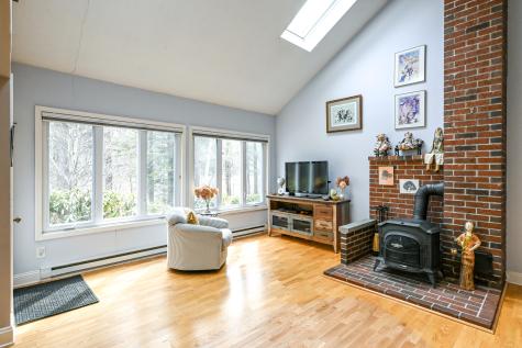 19 Karynel Drive South Portland ME 04106