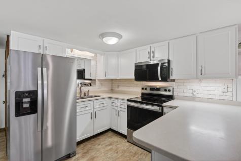 1112 Roosevelt Trail Windham ME 04062