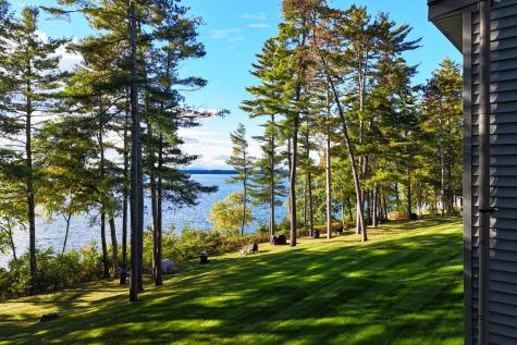 1112 Roosevelt Trail Windham ME 04062