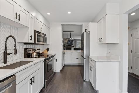 10 Cresfield Terrace Portland ME 04103