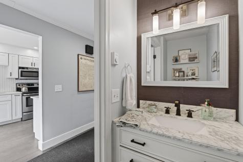 10 Cresfield Terrace Portland ME 04103