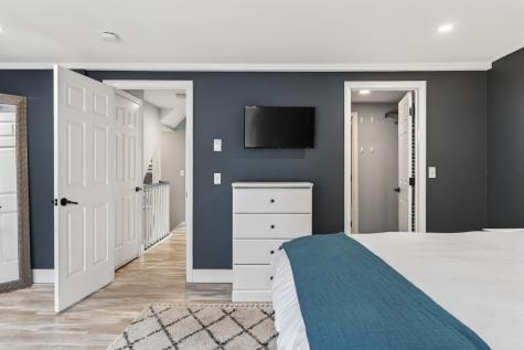 10 Cresfield Terrace Portland ME 04103