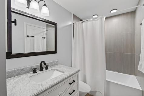 10 Cresfield Terrace Portland ME 04103