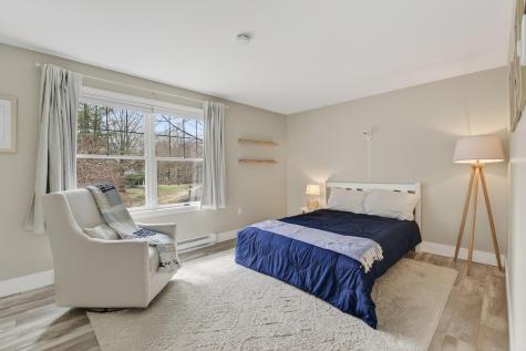 10 Cresfield Terrace Portland ME 04103